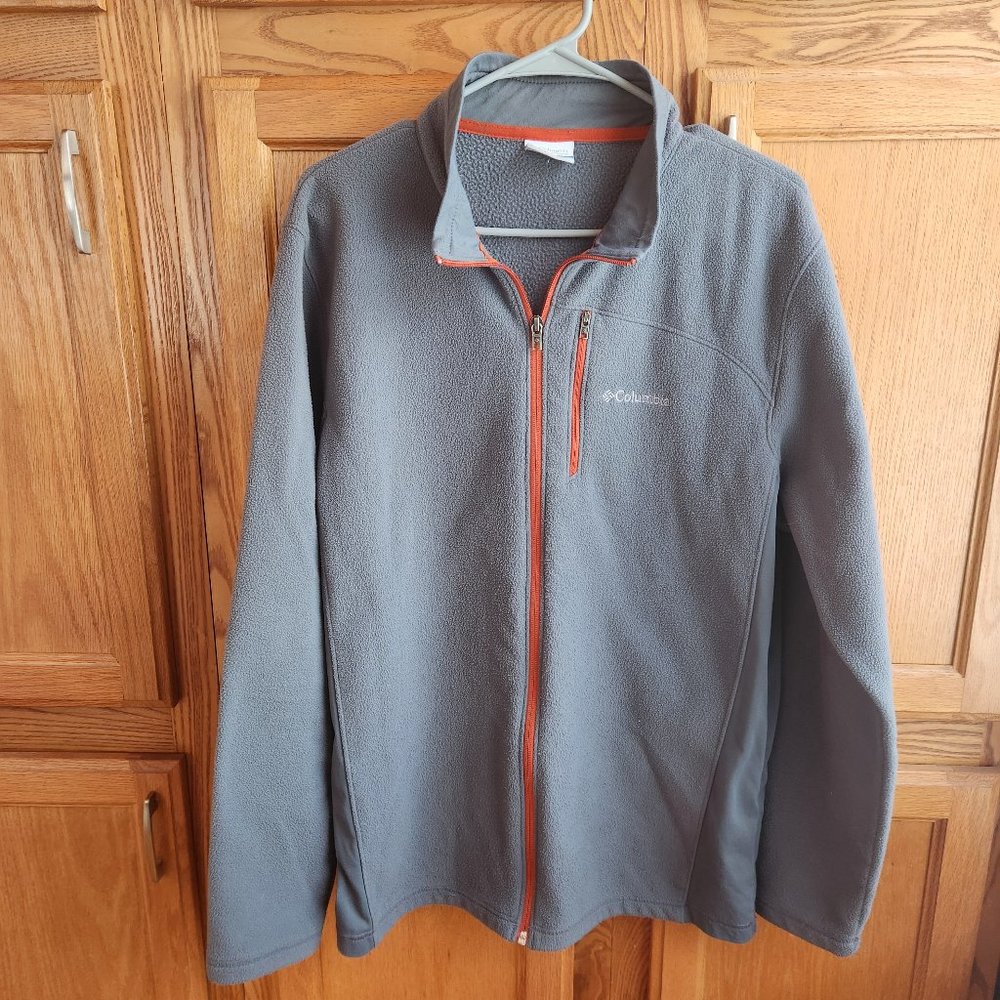 Columbia Jacket Men's Size Large Gray with Red/Orange Trim Size Large
